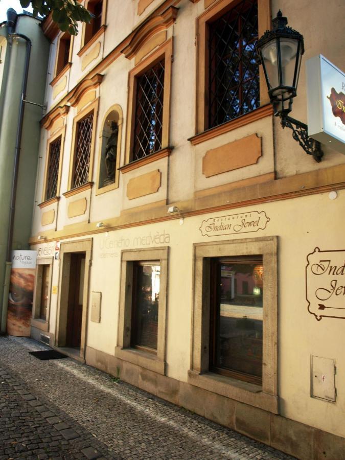 U Cerneho Medveda- At The Black Bear Apartment Praha Bagian luar foto