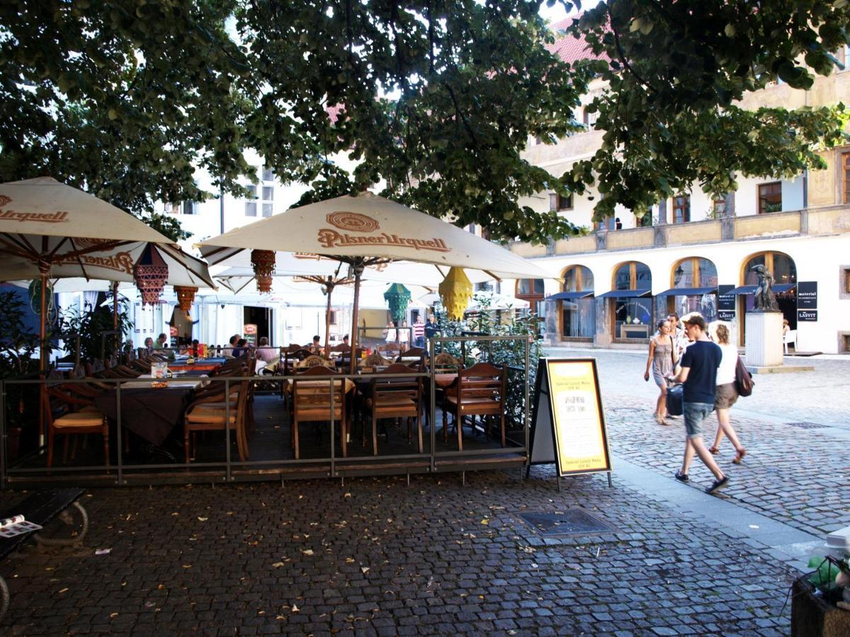 U Cerneho Medveda- At The Black Bear Apartment Praha Bagian luar foto
