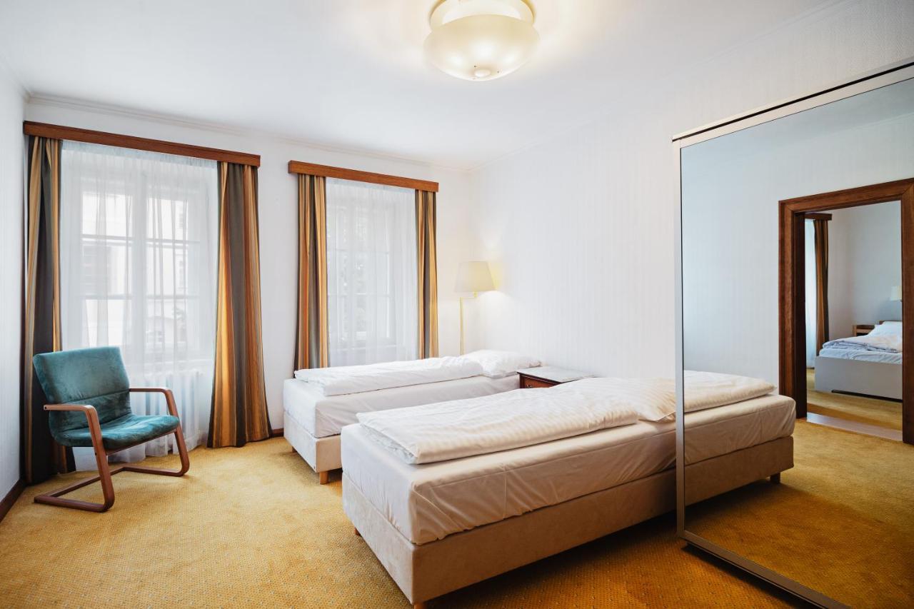 U Cerneho Medveda- At The Black Bear Apartment Praha Bagian luar foto