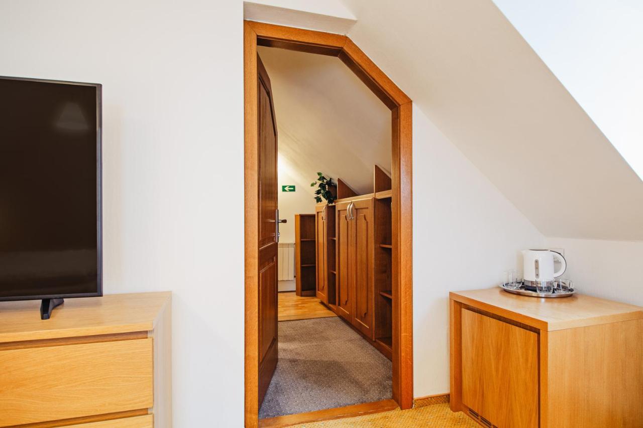 U Cerneho Medveda- At The Black Bear Apartment Praha Bagian luar foto