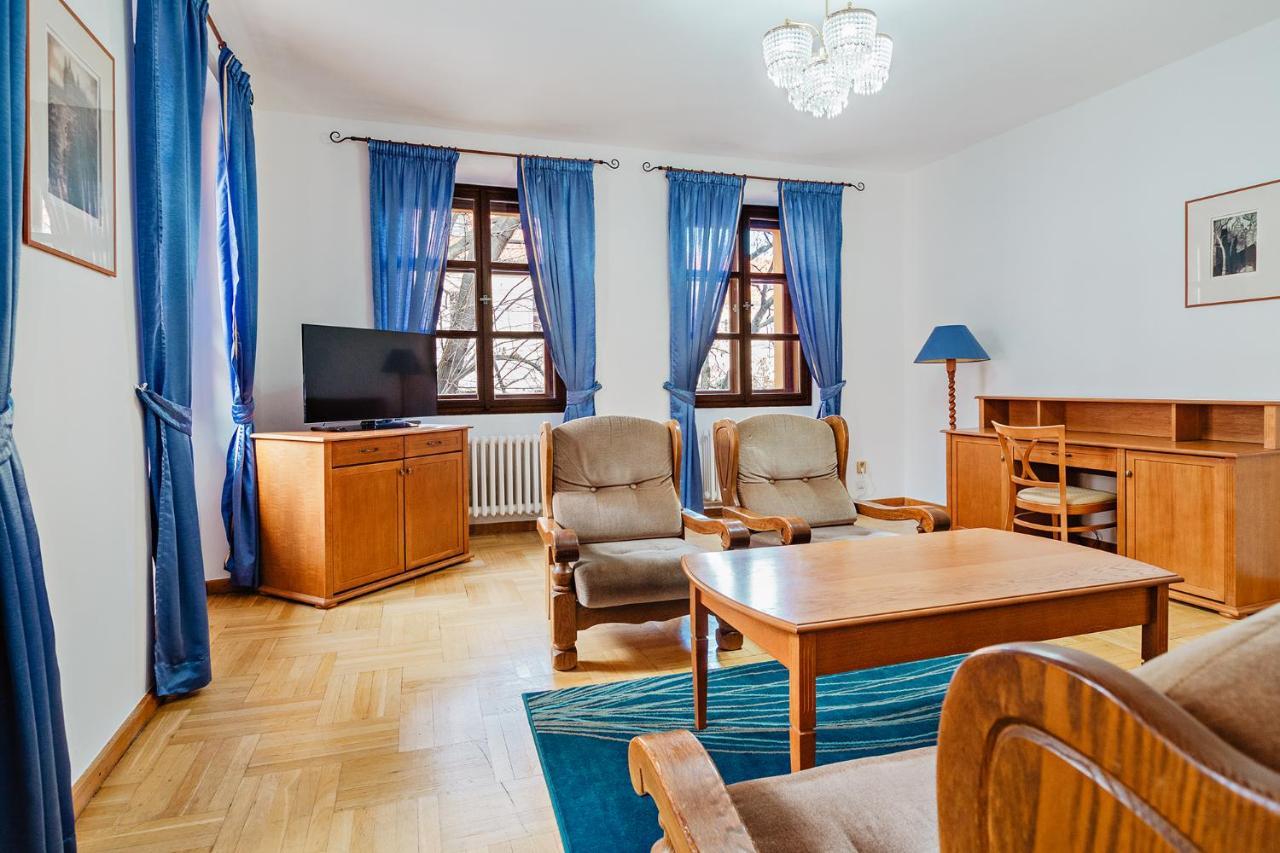 U Cerneho Medveda- At The Black Bear Apartment Praha Bagian luar foto