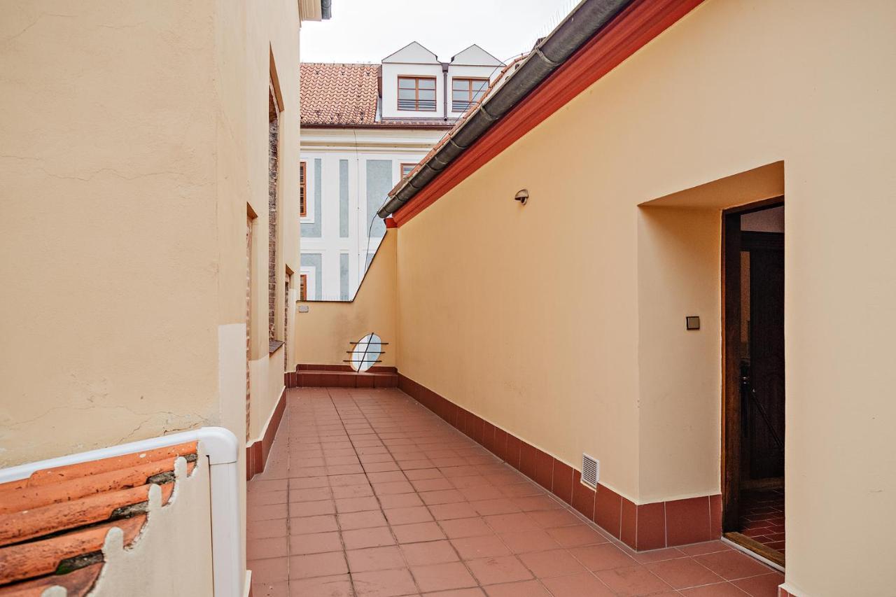 U Cerneho Medveda- At The Black Bear Apartment Praha Bagian luar foto